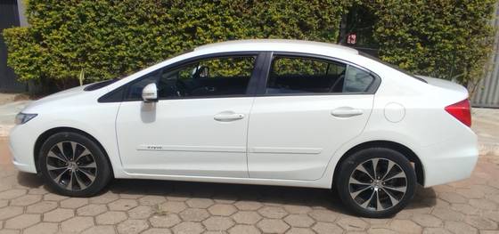 HONDA CIVIC 2.0 LXR 16V FLEX 4P AUTOMÁTICO